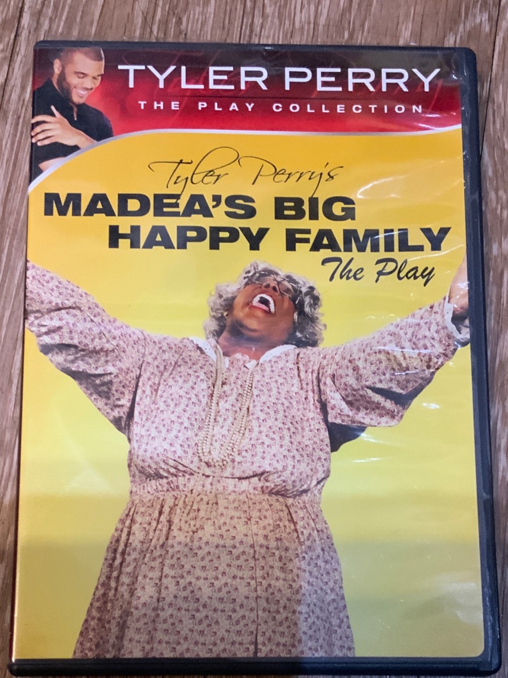 Tyler Perry's Madea's Big Happy Family (The Play) - Yellow Cover